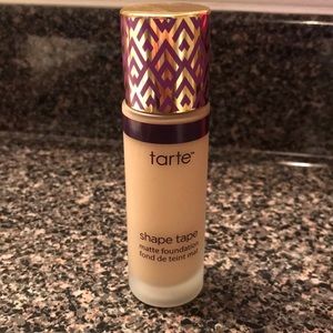 Tarts Shape Tape matte foundation